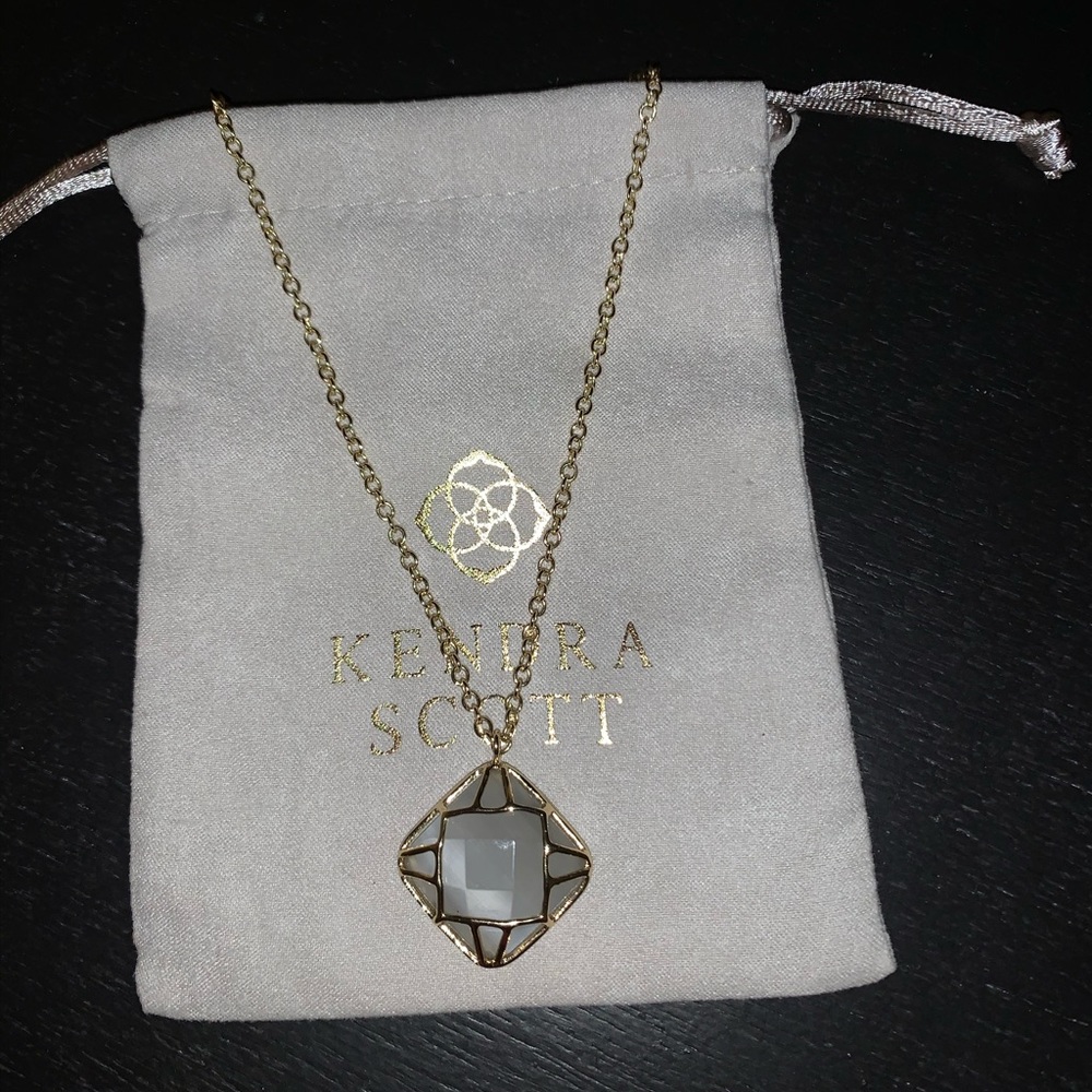 Kendra Scott Jean Pendant Necklace